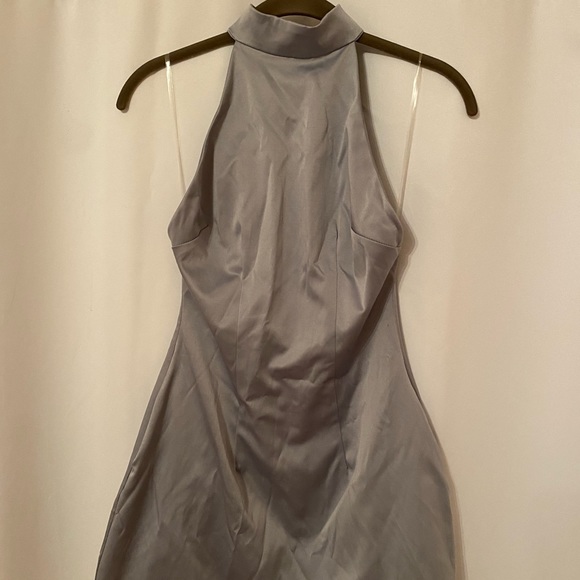 Halter satin dress - Picture 2 of 4